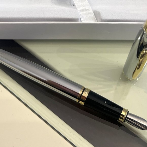CROSS Brand Steel with Gold Accent Fountain Pen! New! - Picture 1 of 10